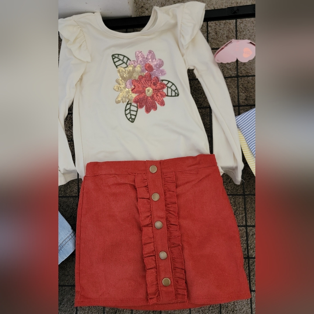 Size 3T Bundle Dress & Jumpsuit (5) Pieces - Picture 2 of 9